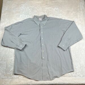 Brooks Brothers Gray and White Dress Shirt Classic Fit